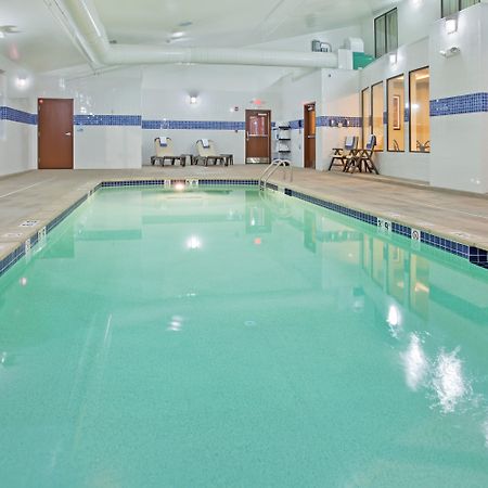 Holiday Inn Express Hotel & Suites St. Charles By Ihg Saint Charles Exterior photo
